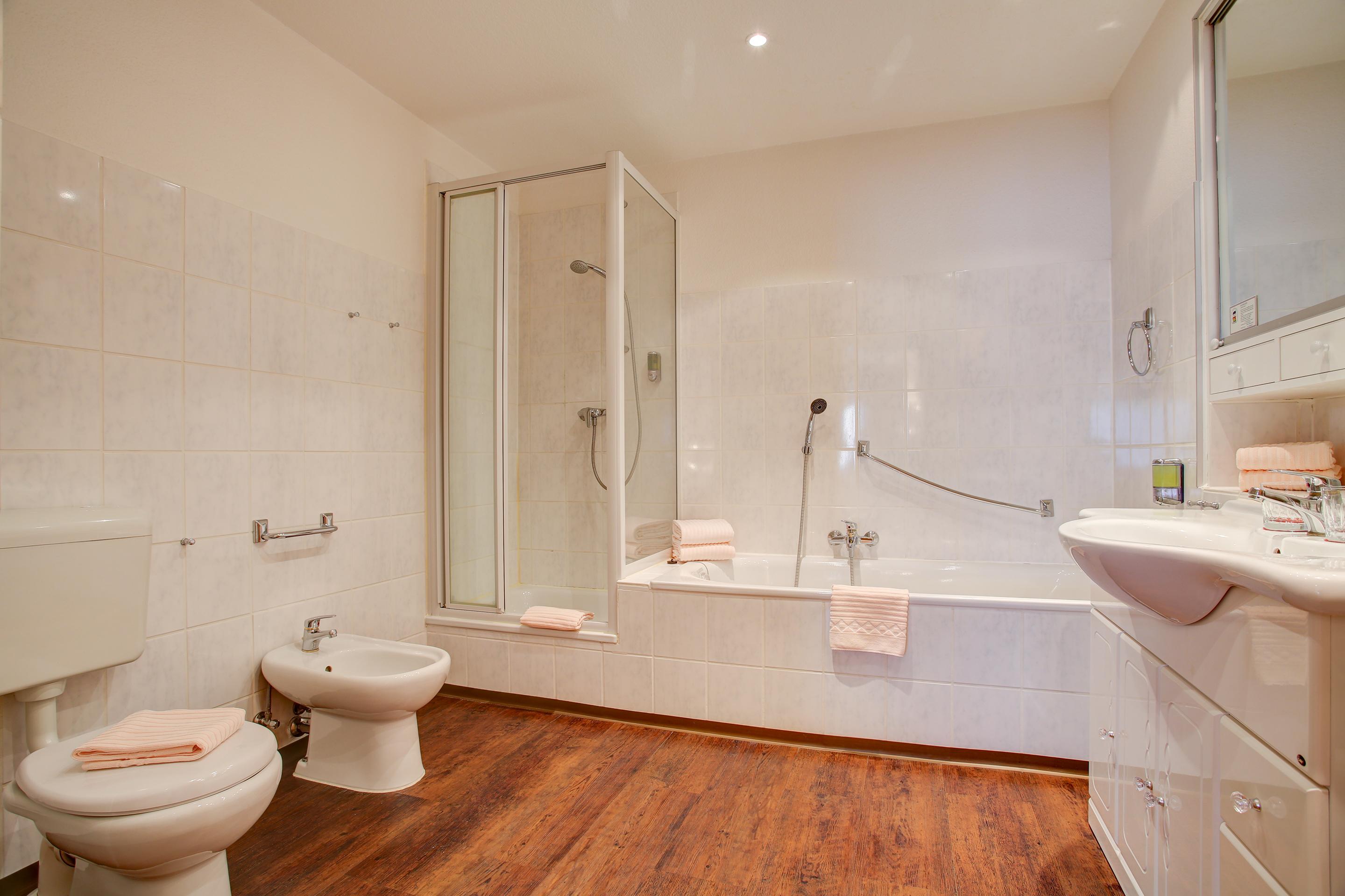 Ina Hotel Consul Kiel Ngoại thất bức ảnh